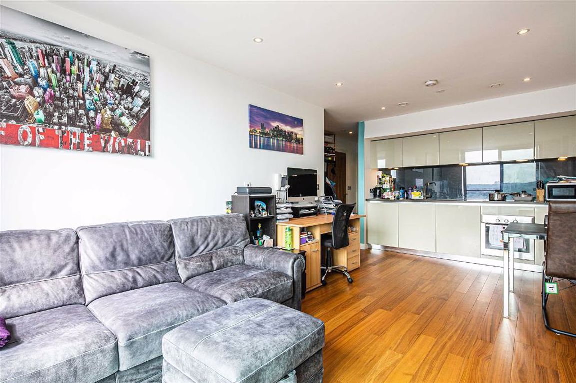 288, City Lofts, City Centre S1  