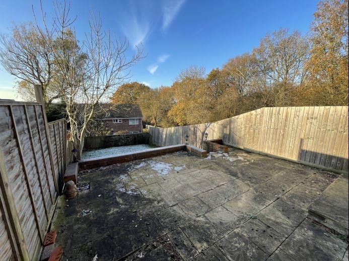 3 bed semidetached house to rent in Newbury, Berkshire RG14 Zoopla