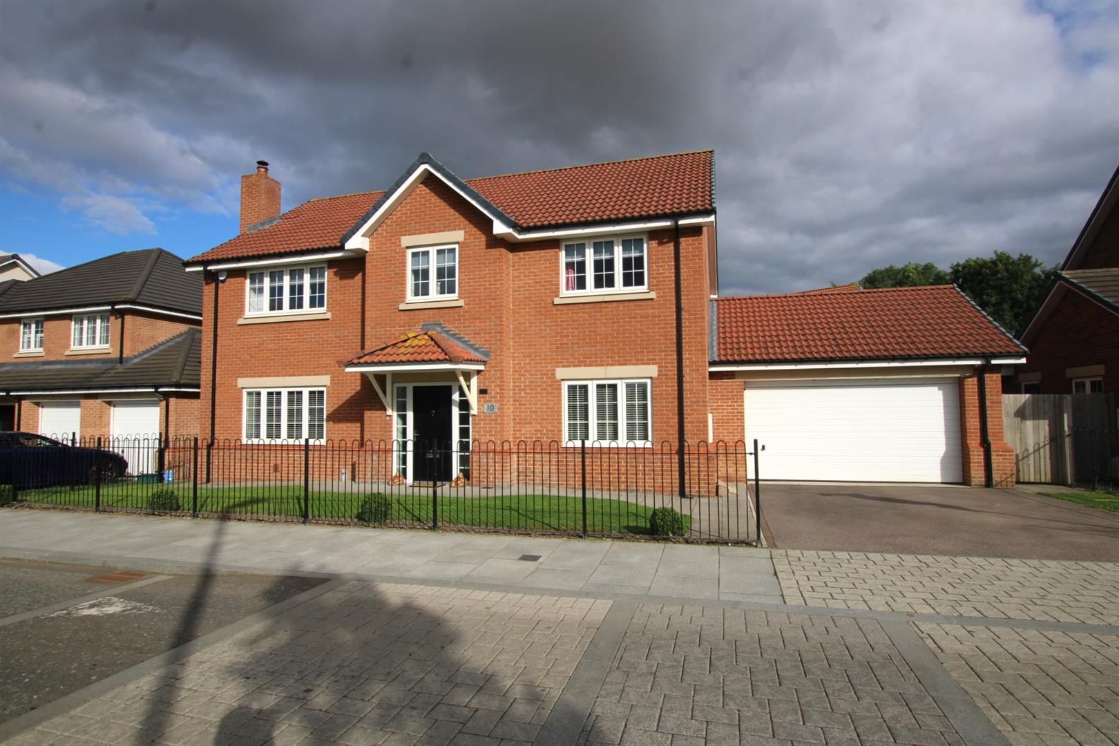 4 bed detached house for sale in Parkdale, Carr Lane, Spennymoor DL16