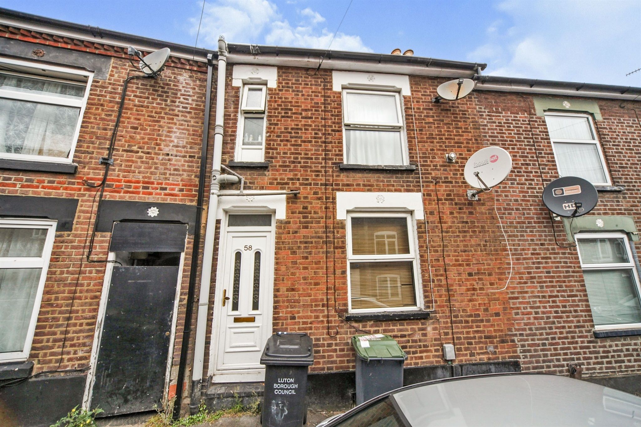2 bed terraced house for sale in Princess Street, Luton LU1 Zoopla