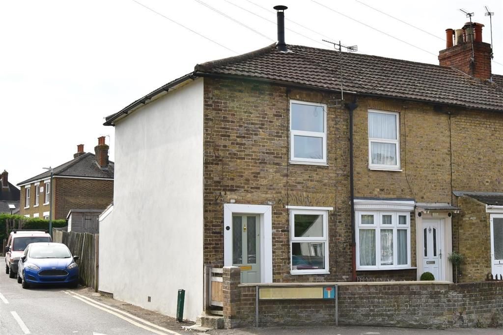 1 bed end terrace house for sale in Loose Road, Maidstone, Kent ME15