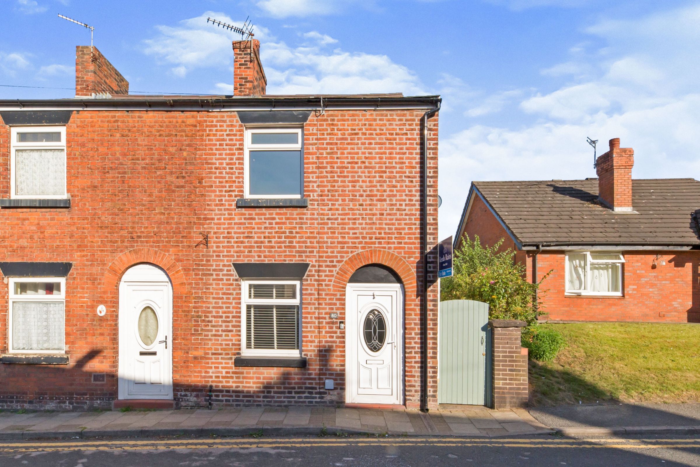 2 bed end terrace house for sale in Astbury Street, Congleton, Cheshire