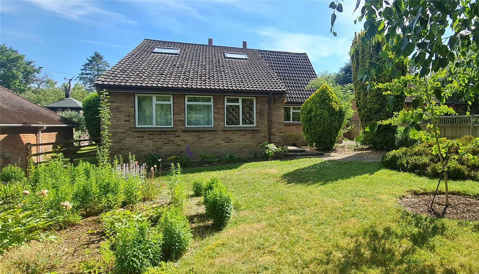 4 bed detached house for sale in Woods Lane, Cliddesden, Basingstoke, Hampshire RG25 Zoopla