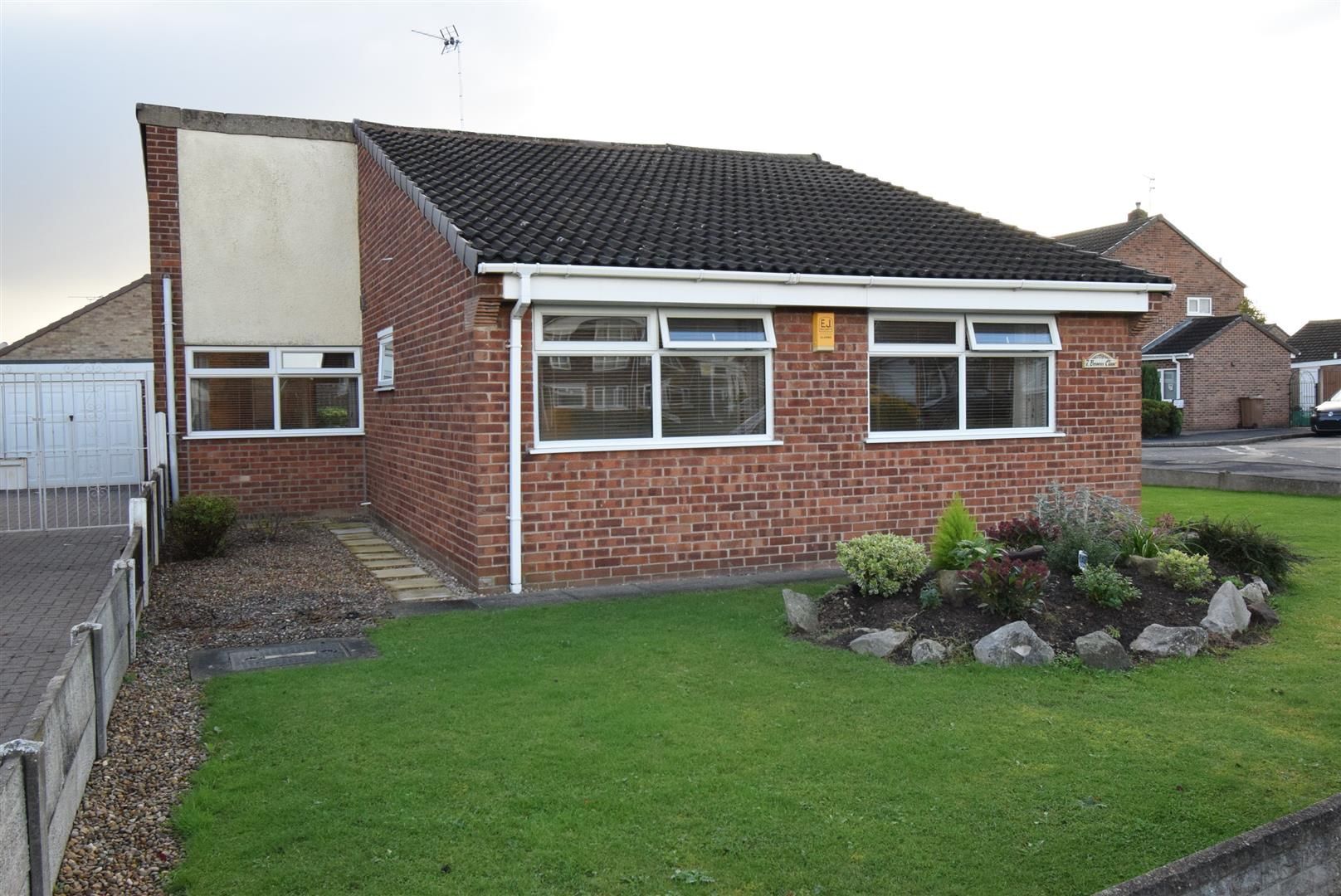 3 bed detached bungalow for sale in Broom Close, Stenson Fields, Derby