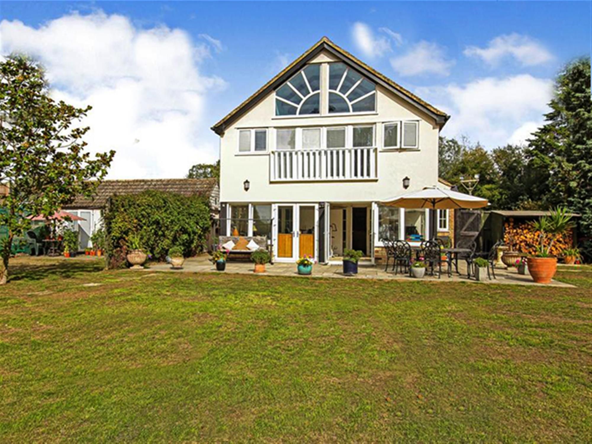 Hotel/guest house for sale in CB25, Landbeach, Cambridgeshire Zoopla