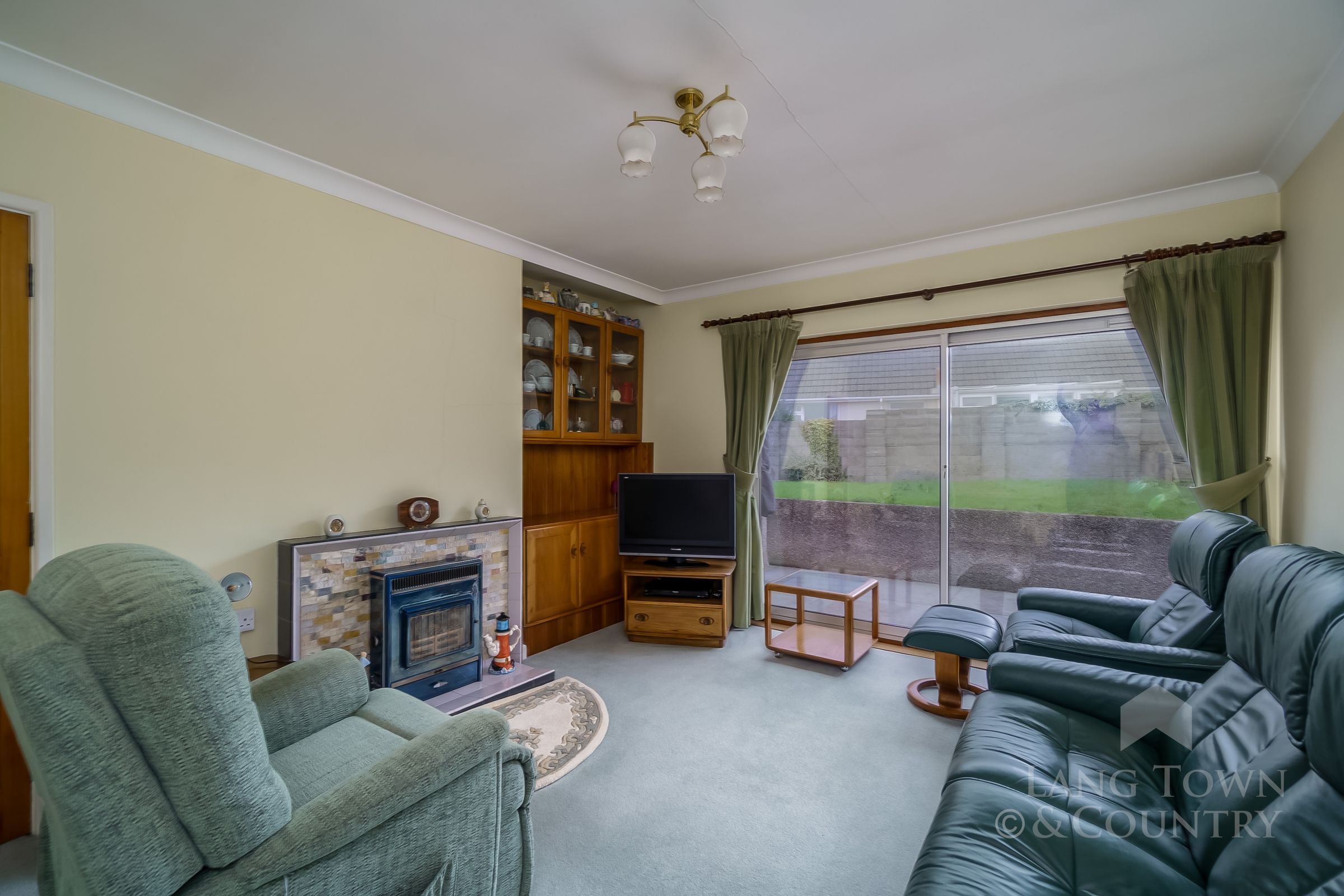 3 bed bungalow for sale in Langmead Road, Eggbuckland, Plymouth PL6