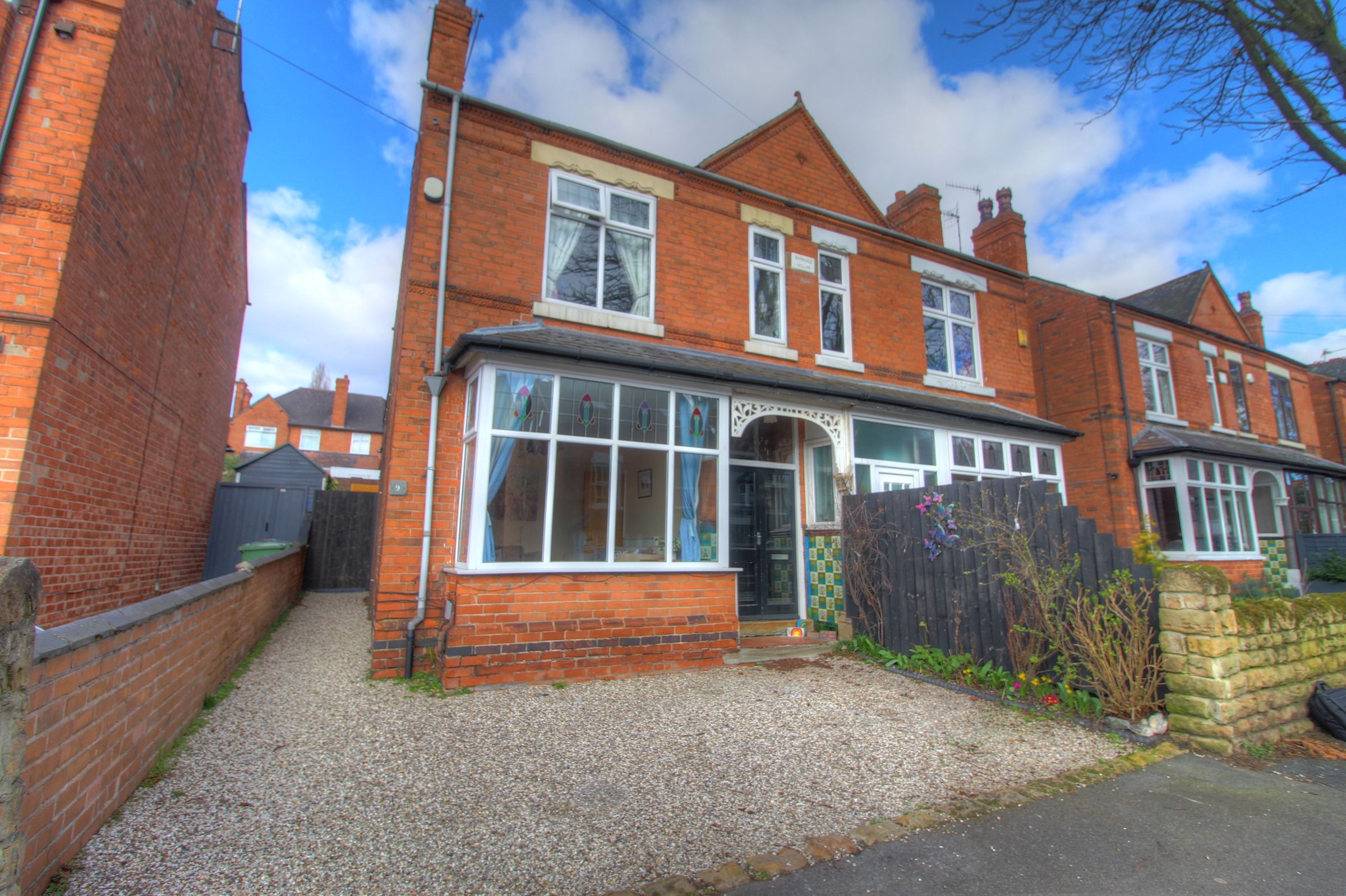 3 bed semidetached house for sale in Leonard Avenue, Sherwood