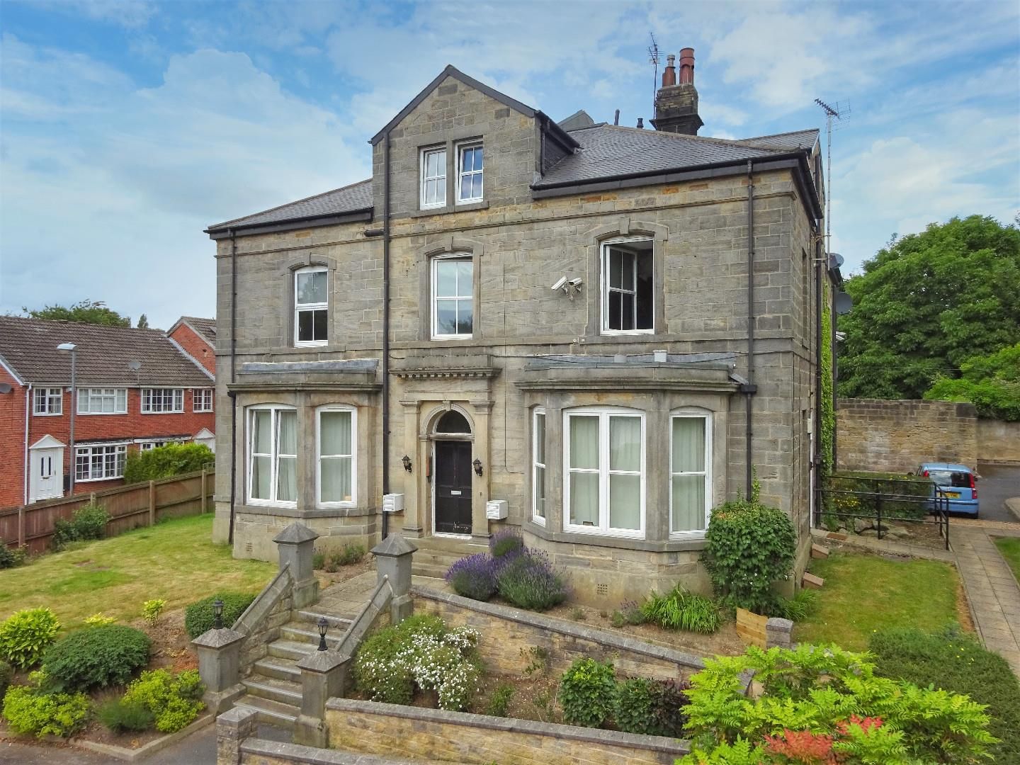 2 bed flat for sale in Spen Lane, Leeds LS16 Zoopla