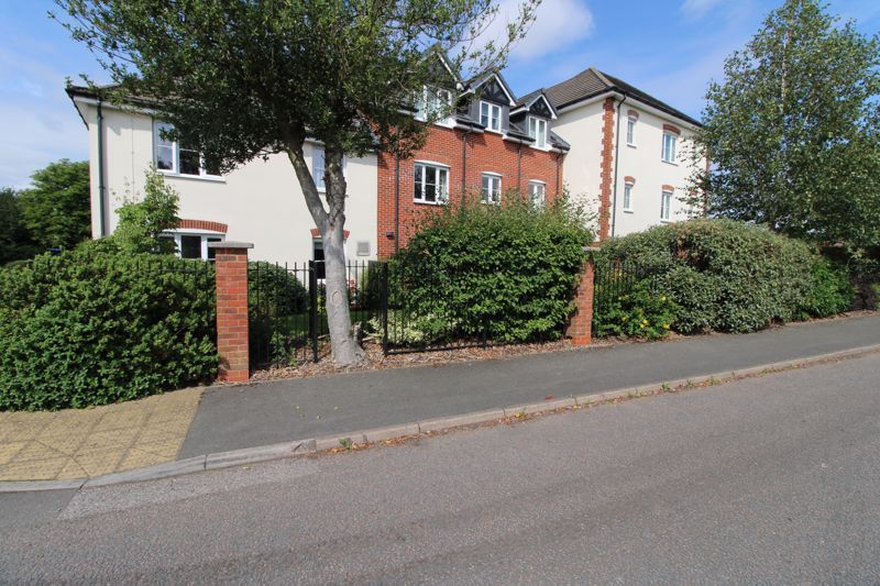 1 bed property for sale in Penn Road, Hazlemere, High HP15 Zoopla