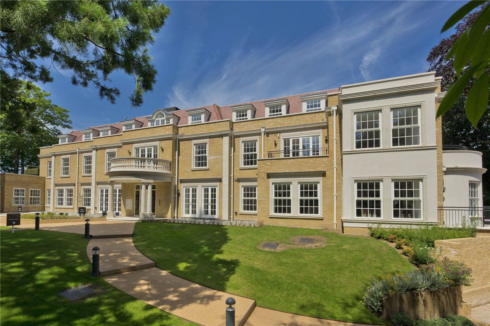 Highbanks, Ridgewood, Weybridge, Surrey KT13  