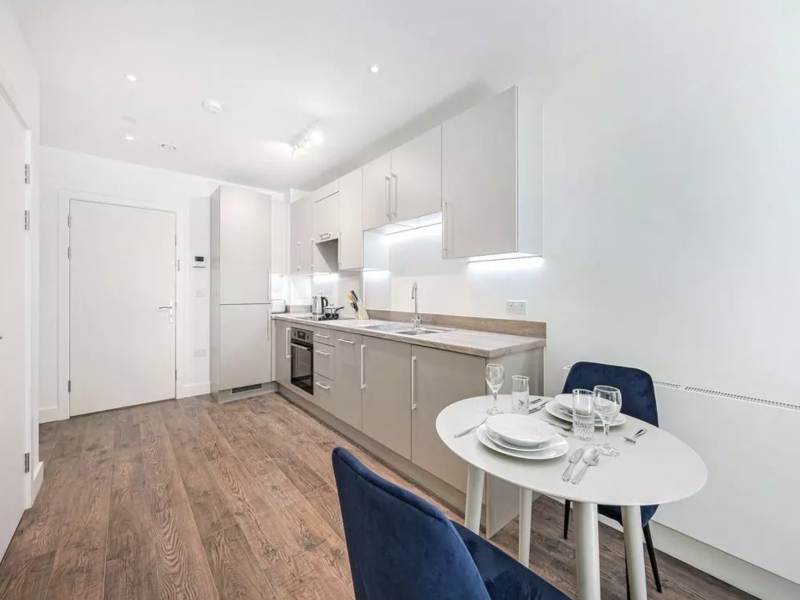 1 bed flat to rent in Barking Wharf Square, Barking IG11 Zoopla