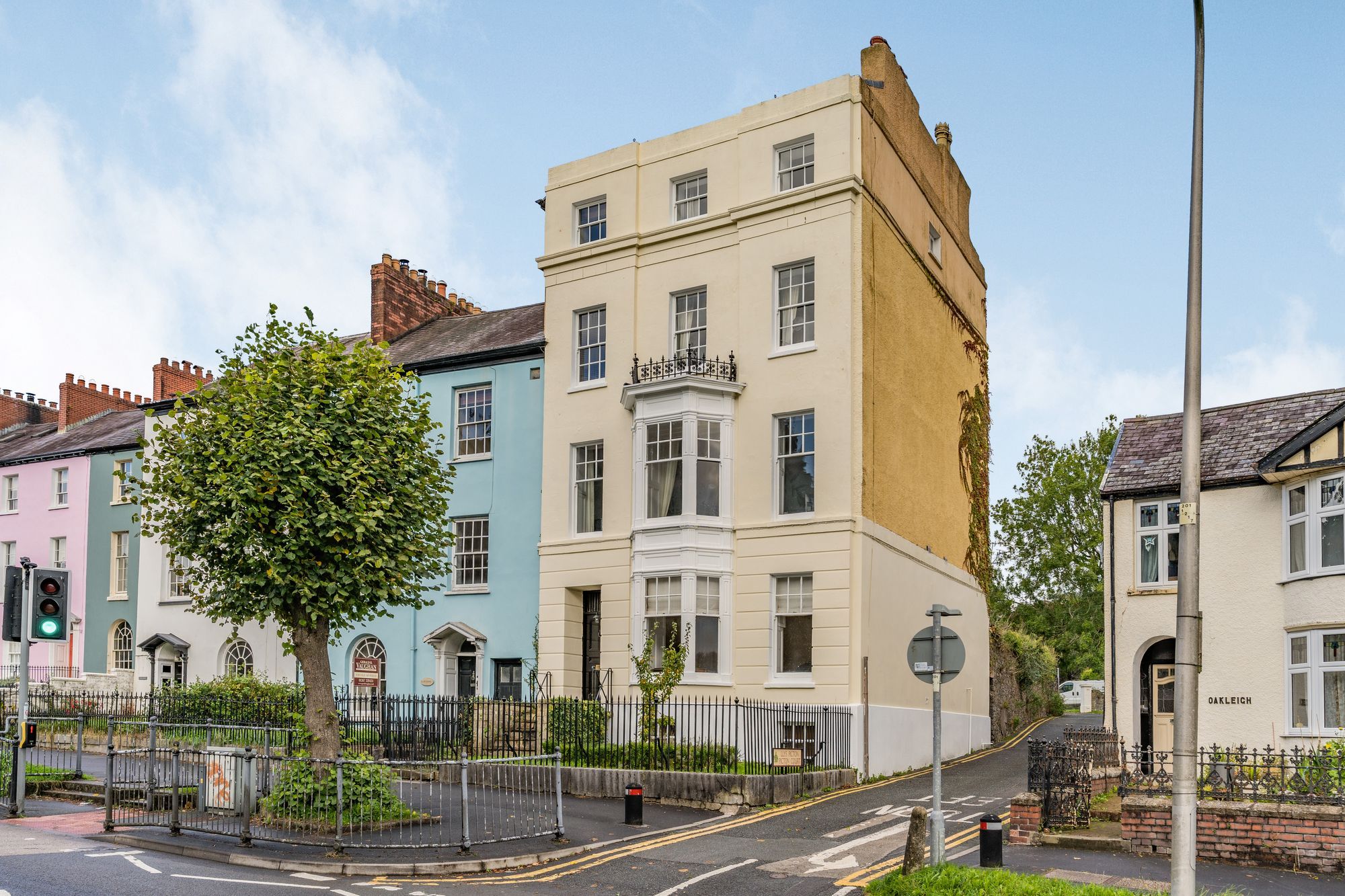 5 bed end terrace house for sale in Castle House, Picton Terrace