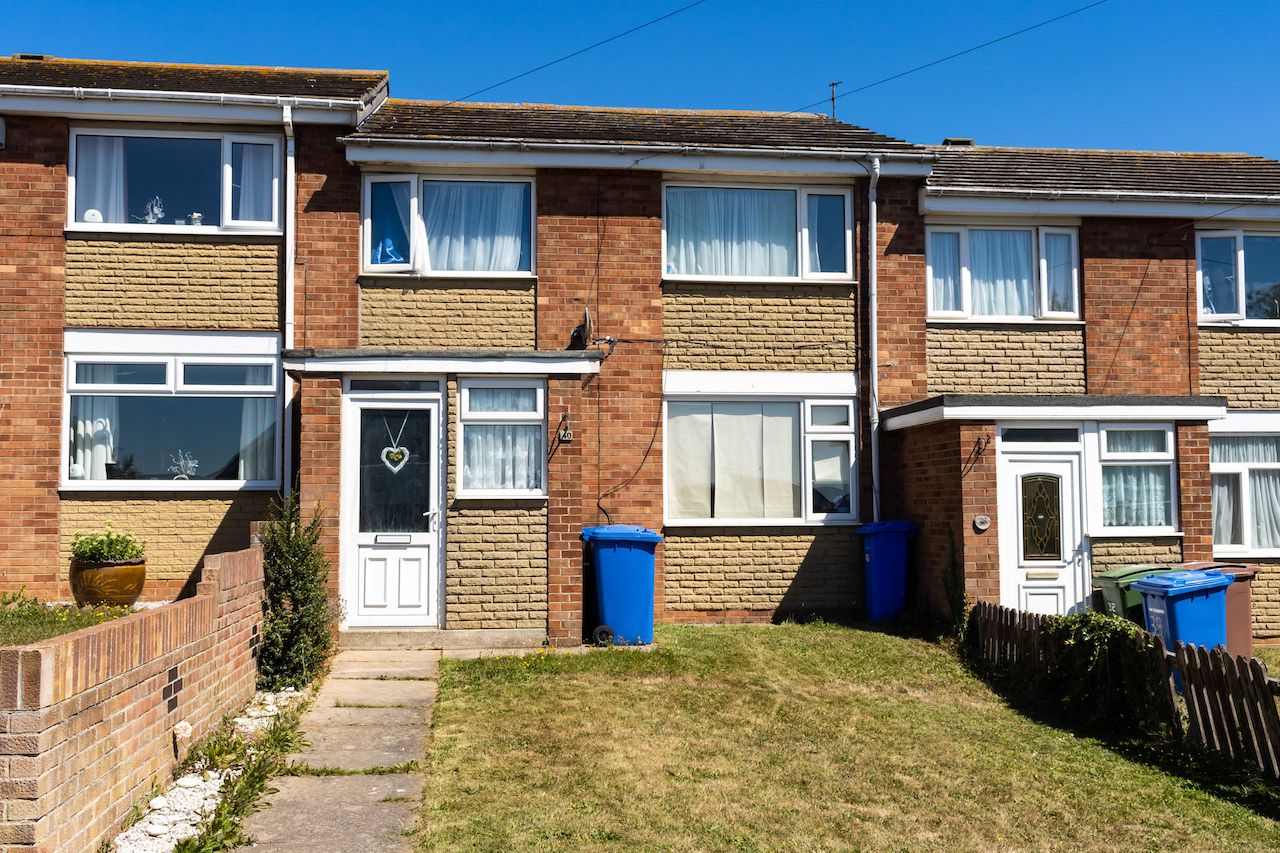 3 bed terraced house for sale in Ryecroft Drive, Withernsea HU19 Zoopla