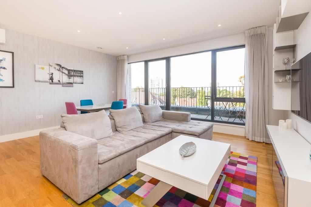 Regis Place, 10 Llanvanor Road, London NW2  