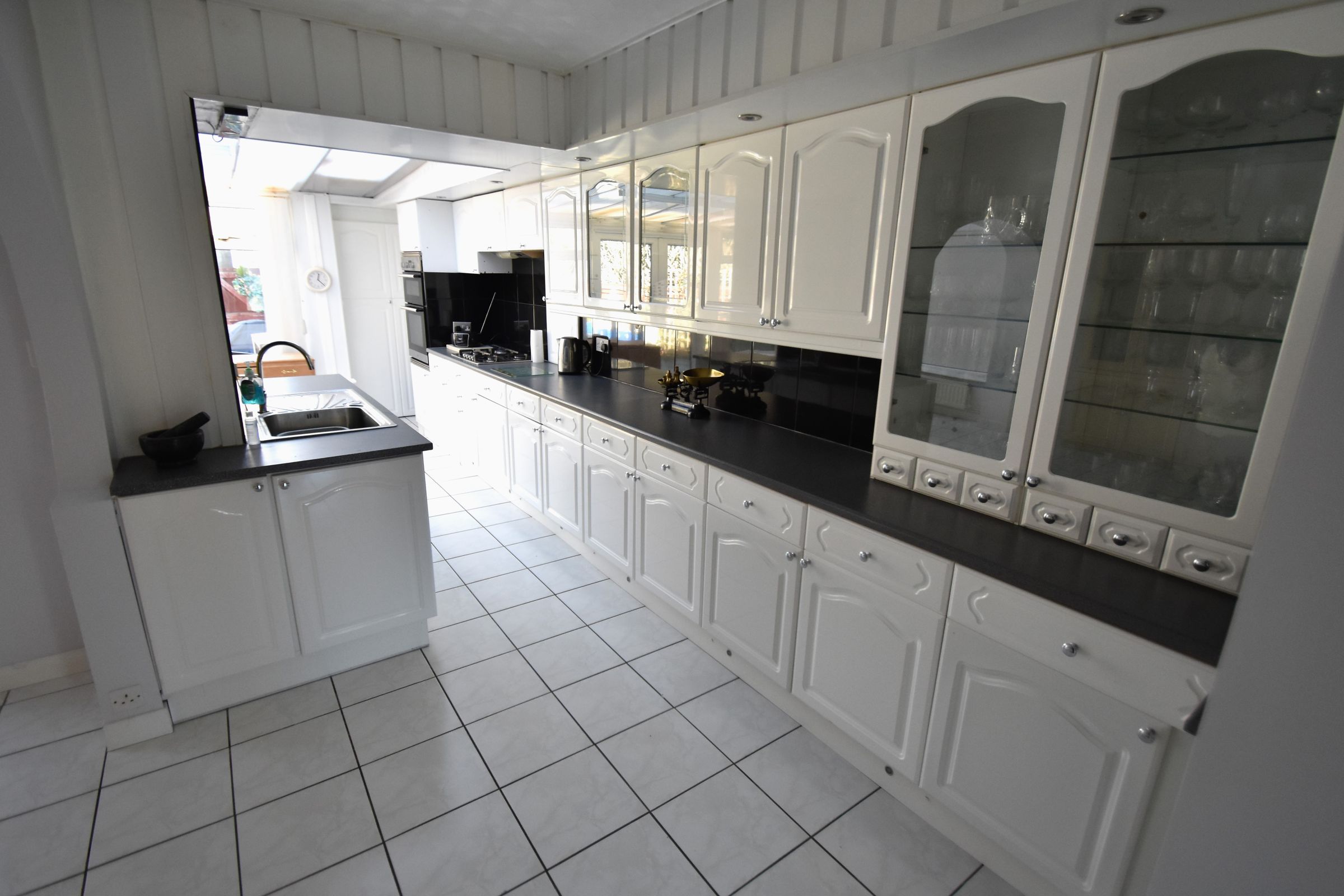 3 bed terraced house for sale in Pembrey Close, Lordshill, Southampton