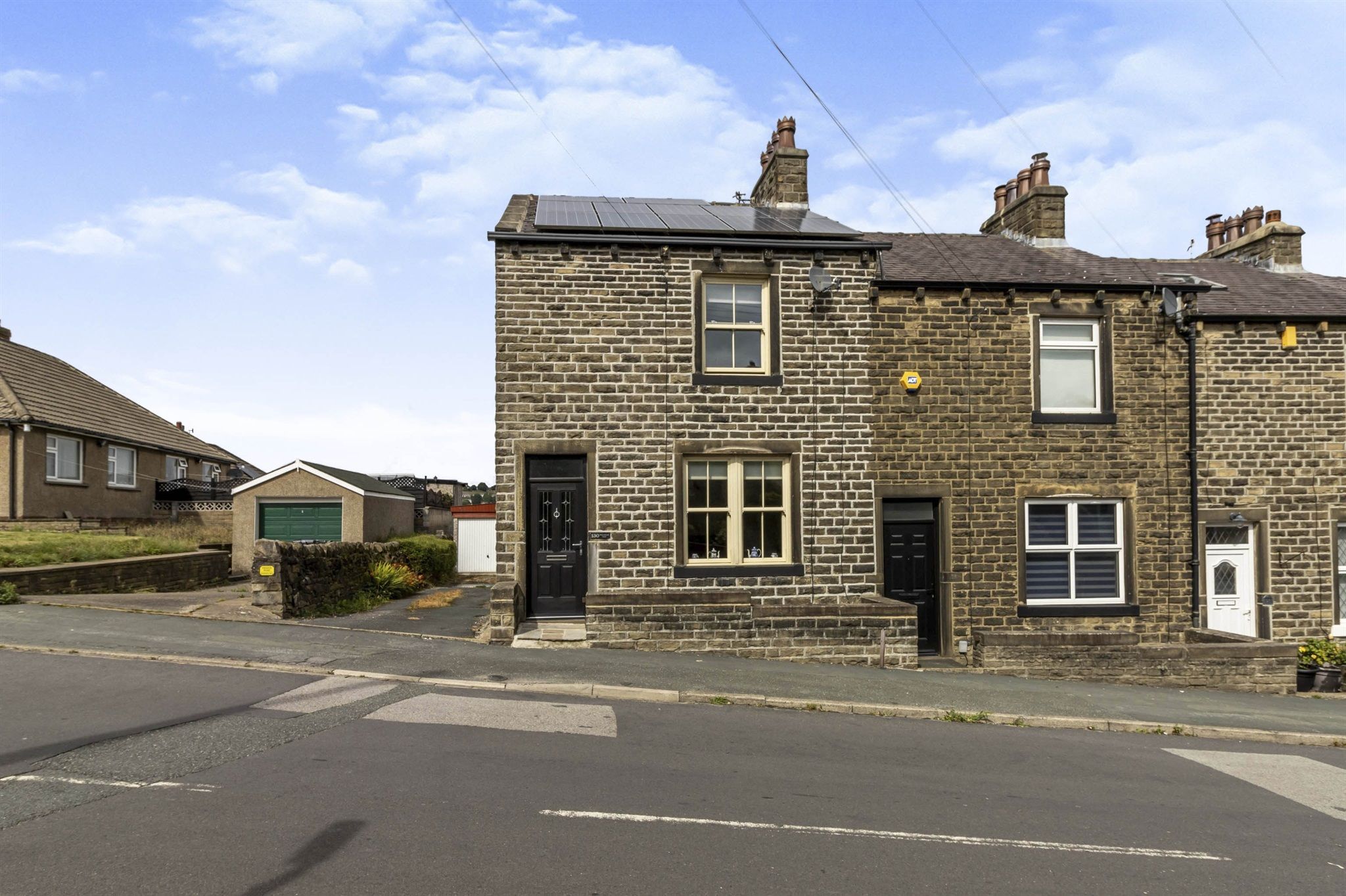 2 bed end terrace house for sale in Wheathead Lane, Keighley BD22 Zoopla