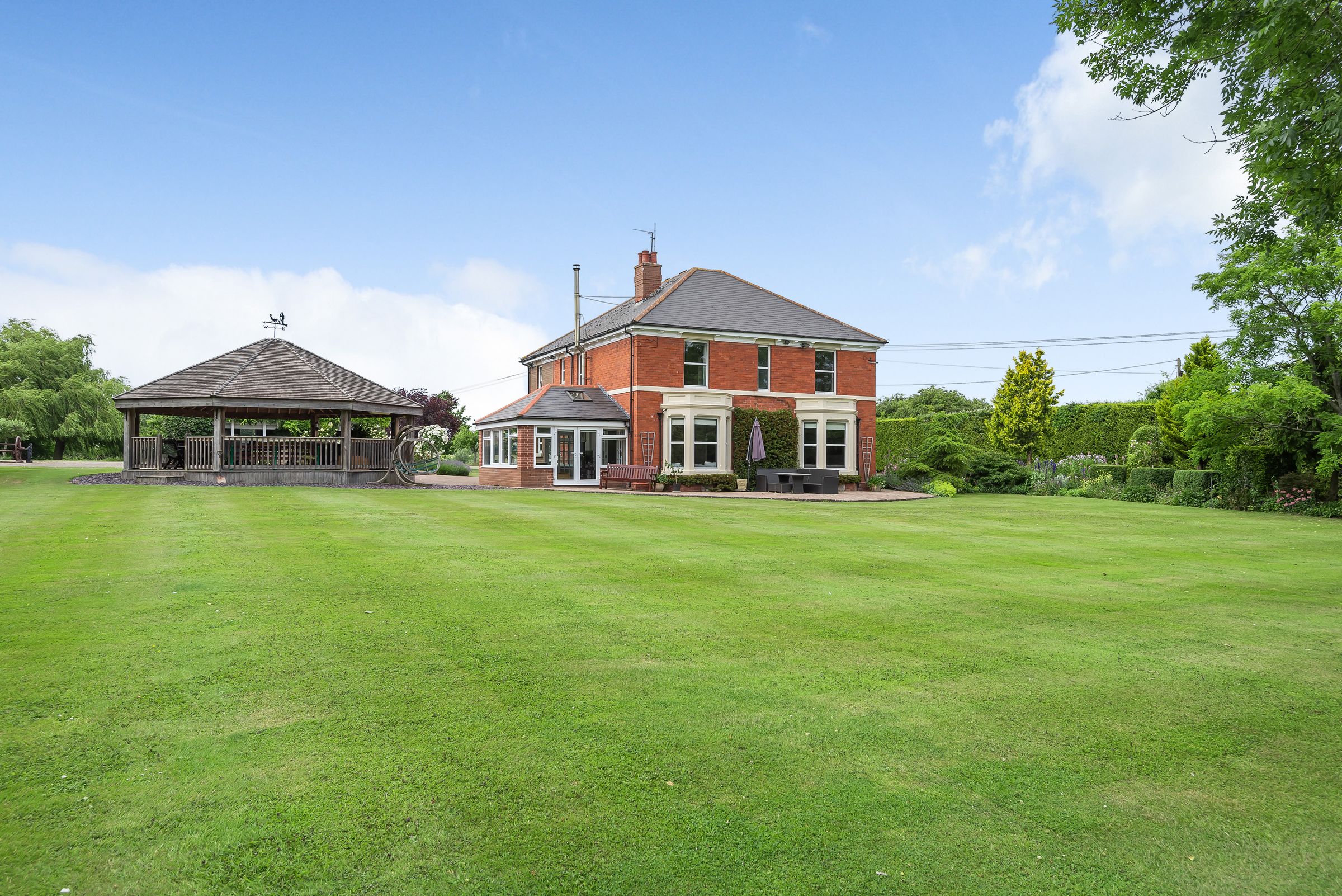 4 bed farmhouse for sale in Lydiard Millicent SN5 Zoopla