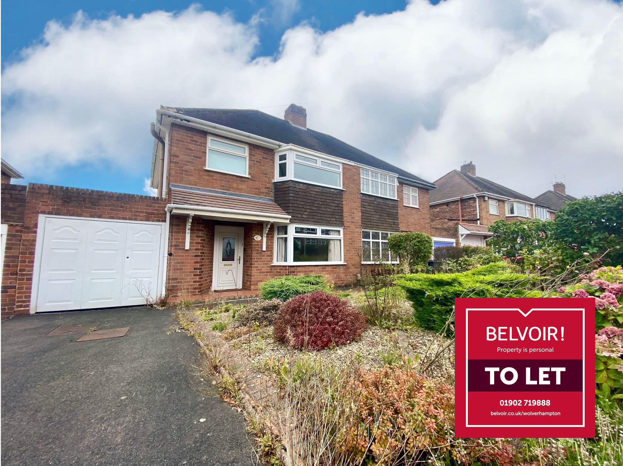 3 bed semidetached house to rent in Peterdale Drive, Penn