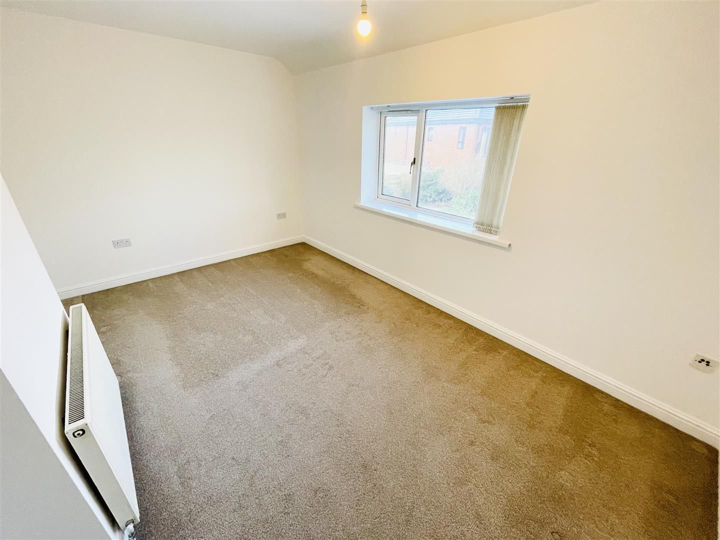 3 bed semidetached house for sale in Greenbank Lane, Greenbank