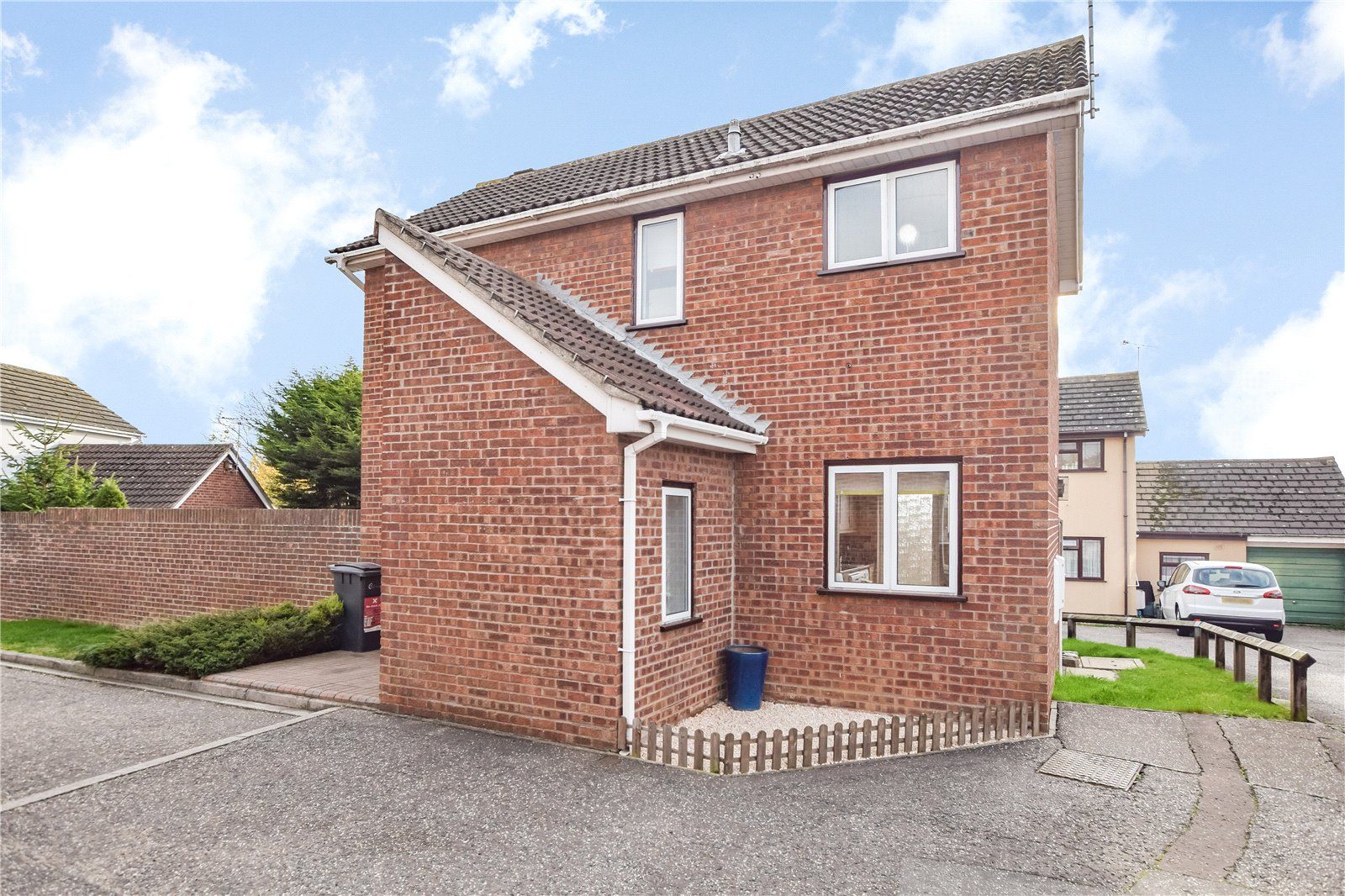 3 bed detached house for sale in Hawkwood Close, South Woodham Ferrers