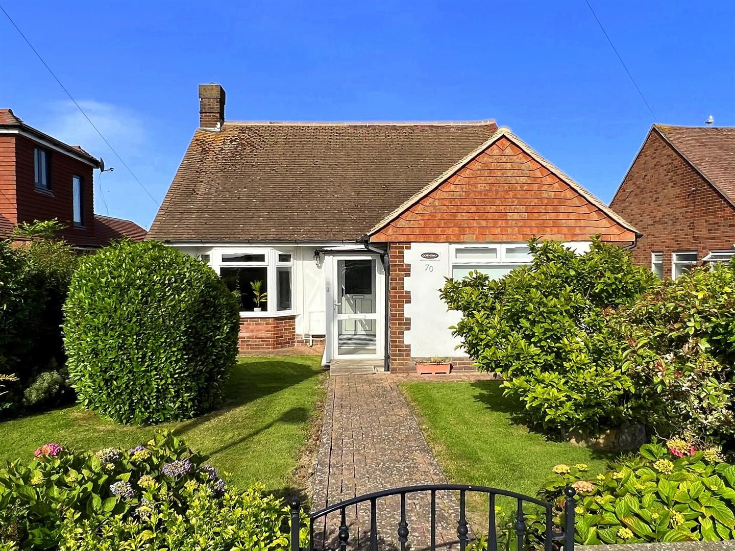 2 bed detached bungalow for sale in Wrestwood Avenue, Eastbourne BN22