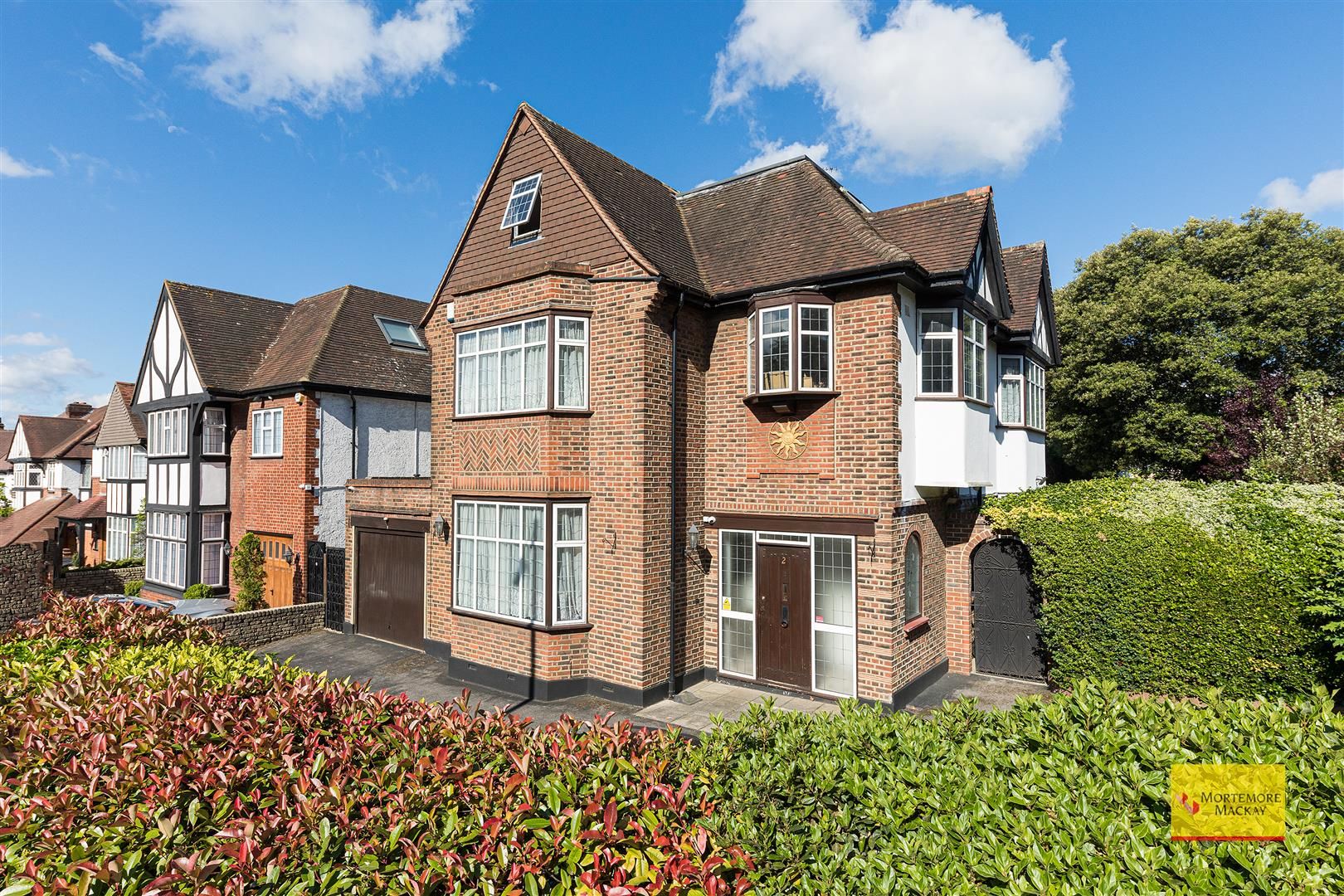 6 bed detached house for sale in Powys Lane, London N14 Zoopla