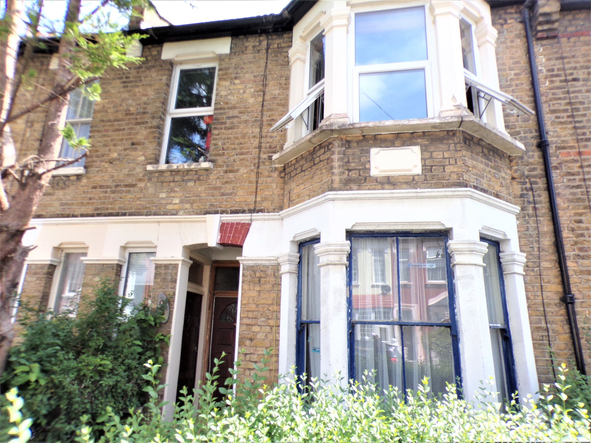 3 bed to rent in Albert Road, Leyton, London E10 Zoopla