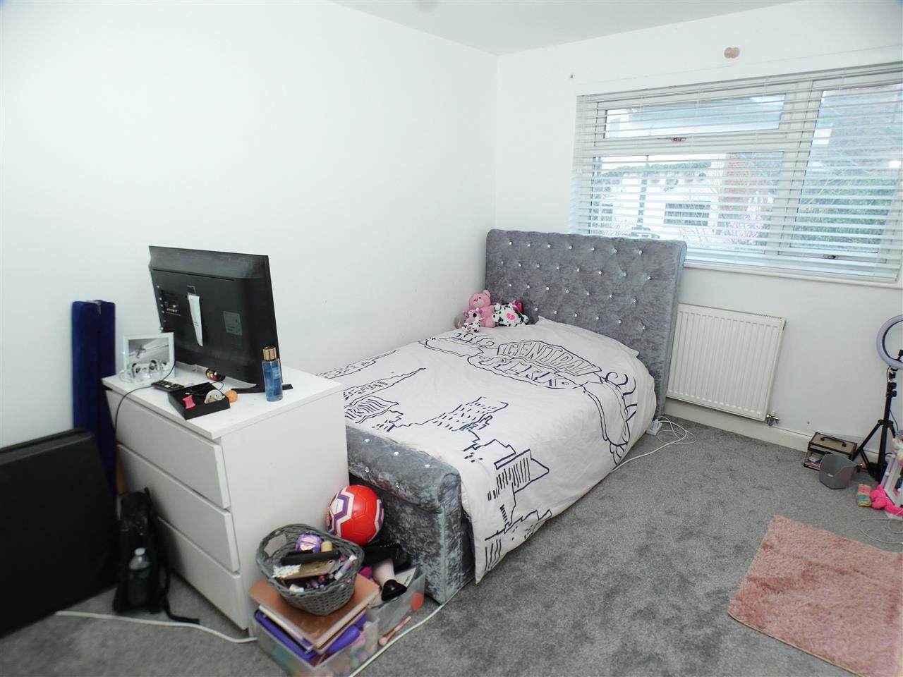 4 bed semidetached house for sale in Hale View Road, Huyton, Liverpool