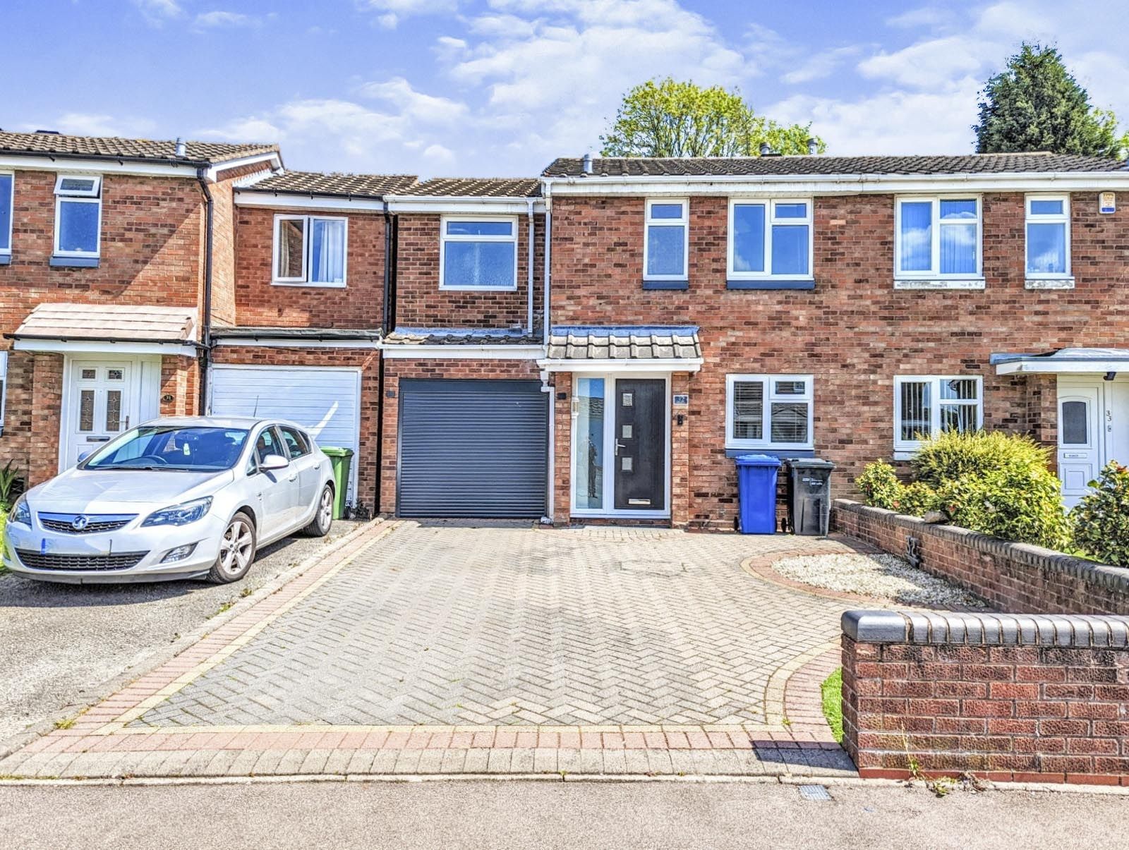 3 bed semidetached house for sale in Grassholme, Wilnecote, Tamworth B77 Zoopla