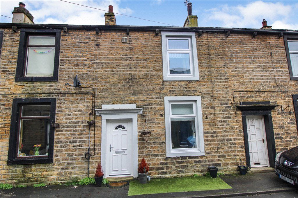 2 bed terraced house for sale in Chapel Street, Carleton, Skipton BD23