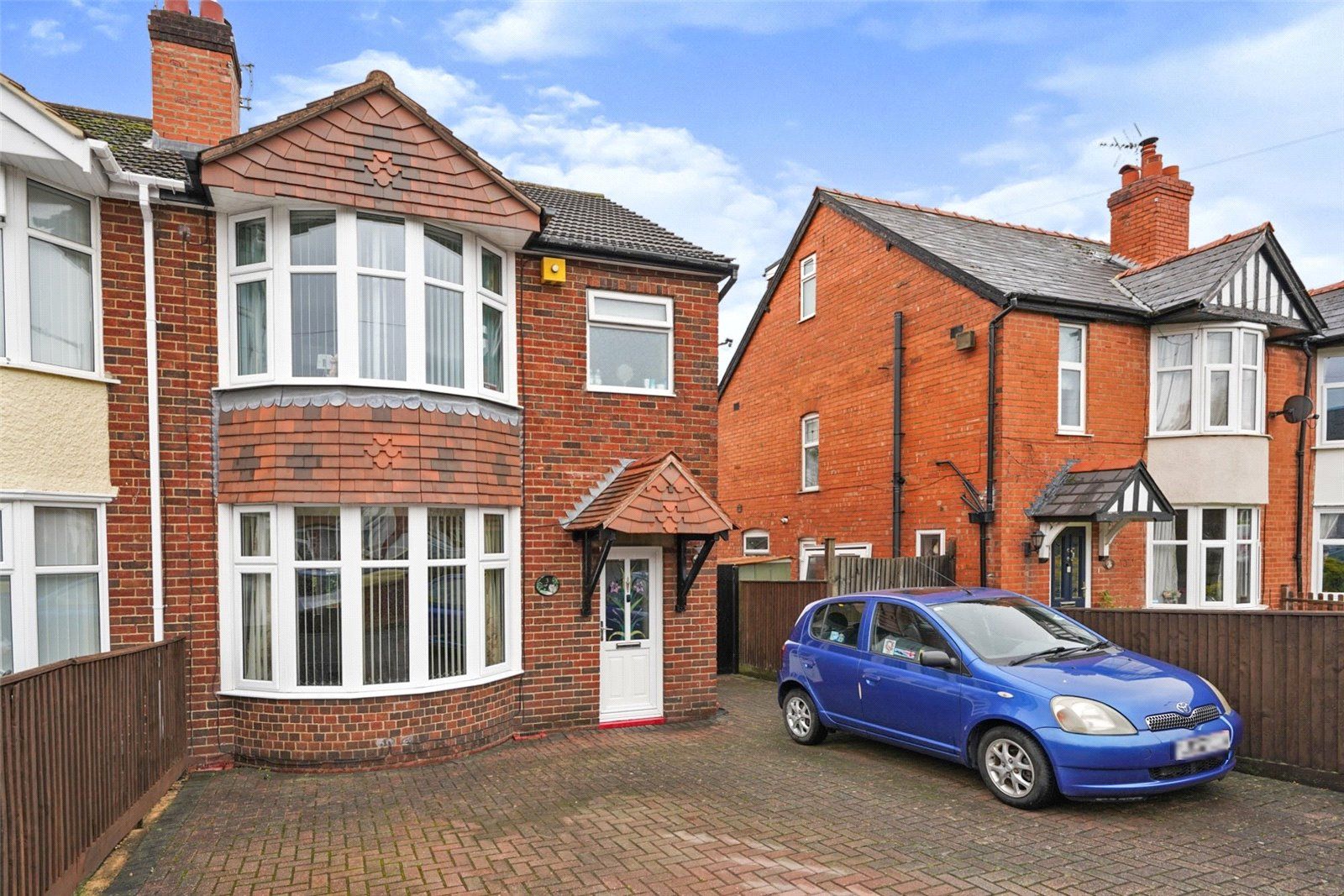 3 bed semidetached house for sale in Cotteswold Road, Gloucester GL4