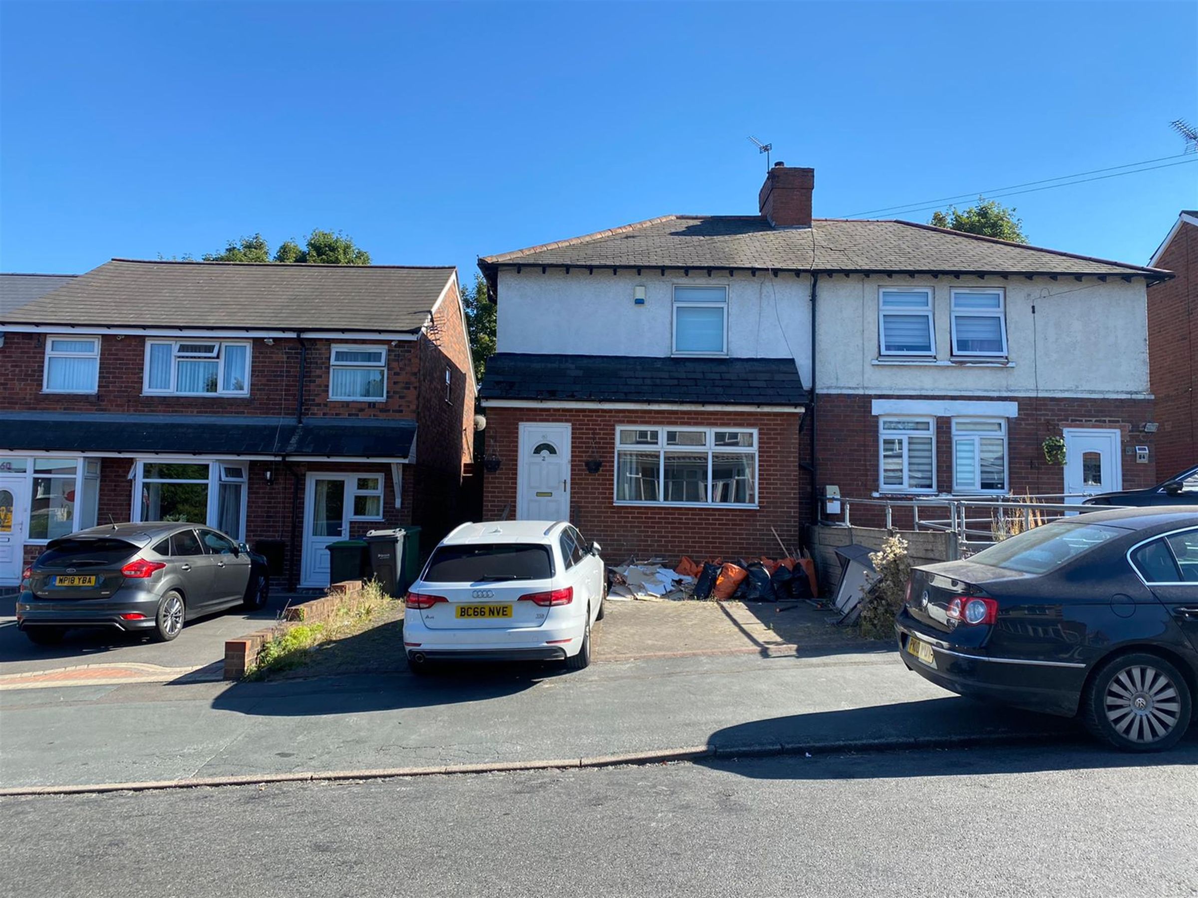 3 bed semidetached house to rent in Bristnall Hall Lane, Oldbury, West