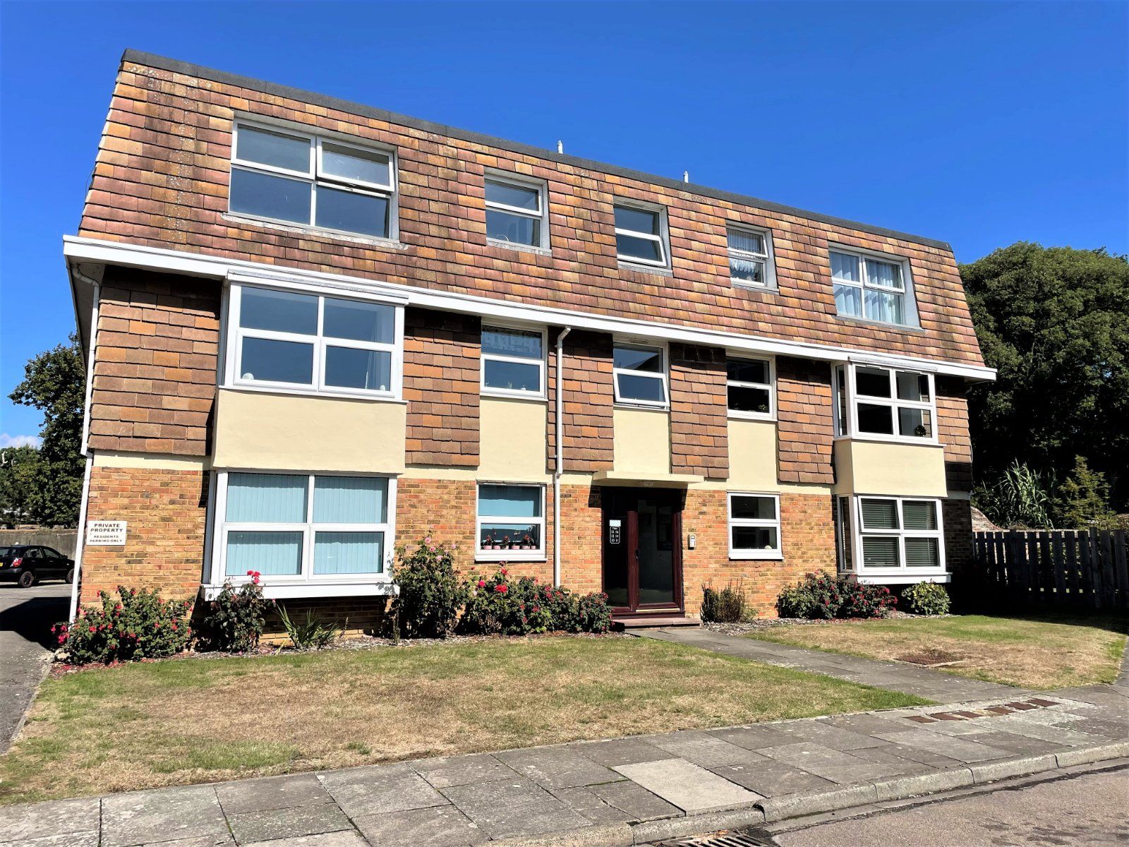 1 bed flat for sale in Sudley Gardens, Bognor Regis PO21 Zoopla