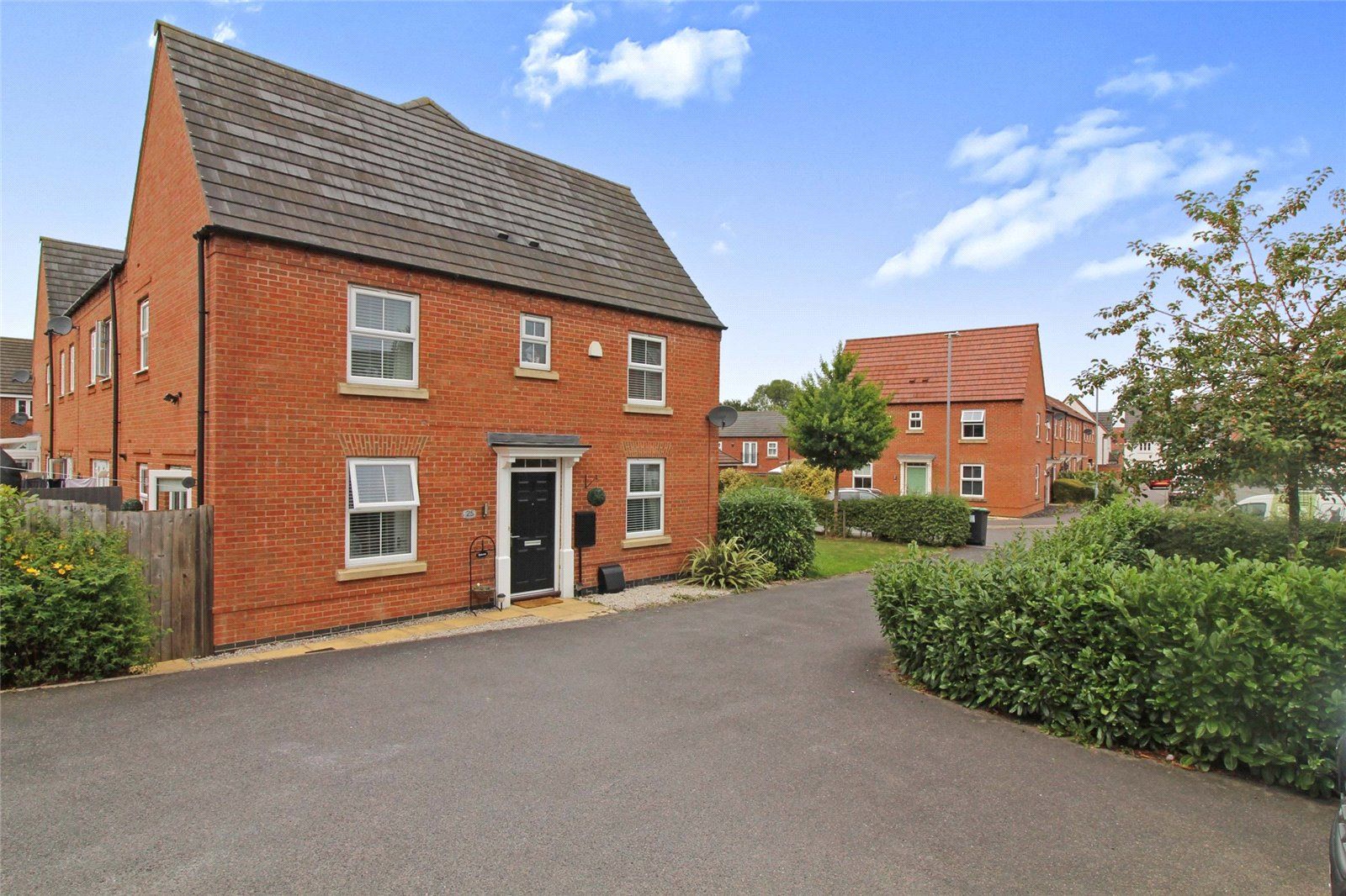 3 bed town house for sale in Amber Grove, SuttonInAshfield NG17 Zoopla