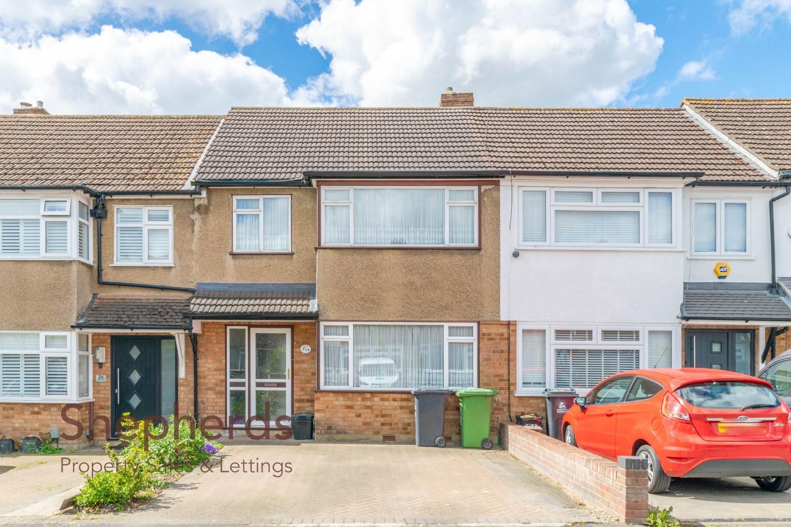 3 bed terraced house for sale in Moreton Close, Cheshunt, Waltham Cross