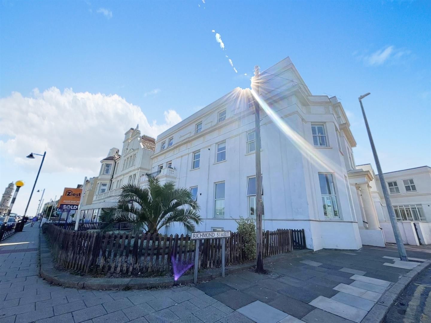 2 bed flat for sale in Richmond Street, Herne Bay CT6 Zoopla