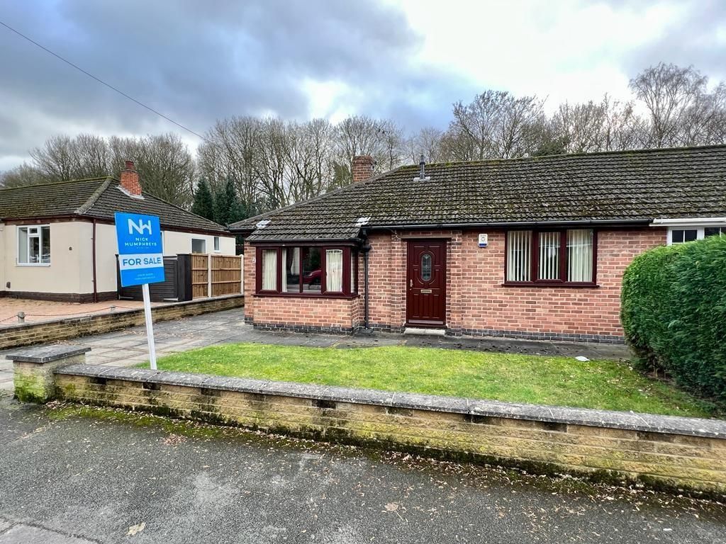 2 bed semidetached bungalow for sale in Temple Hill, Whitwick