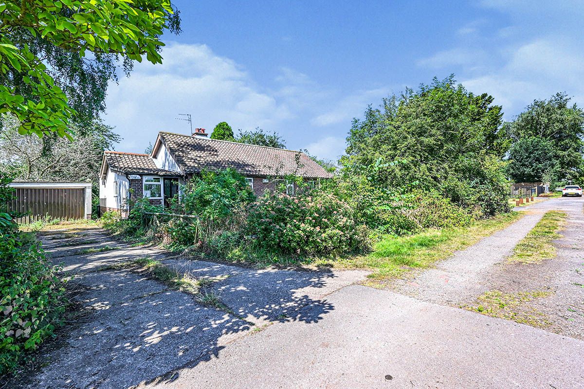 Houses For Sale Long Lane Aintree at Kenton Schley blog