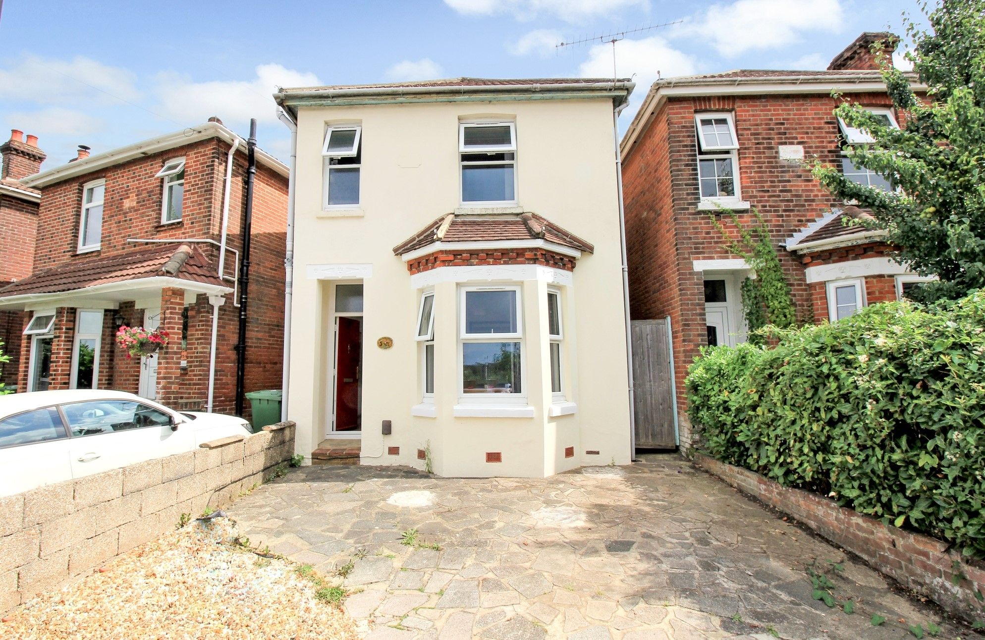 3 bed detached house for sale in Hillside Avenue, Southampton SO18 Zoopla