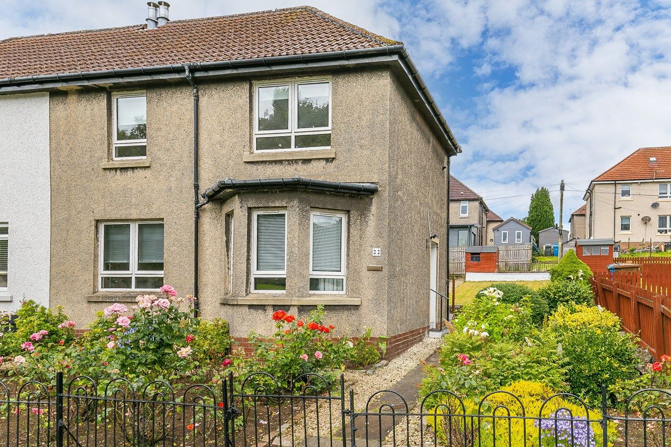 3 bed semidetached house for sale in Carnock Crescent, Barrhead