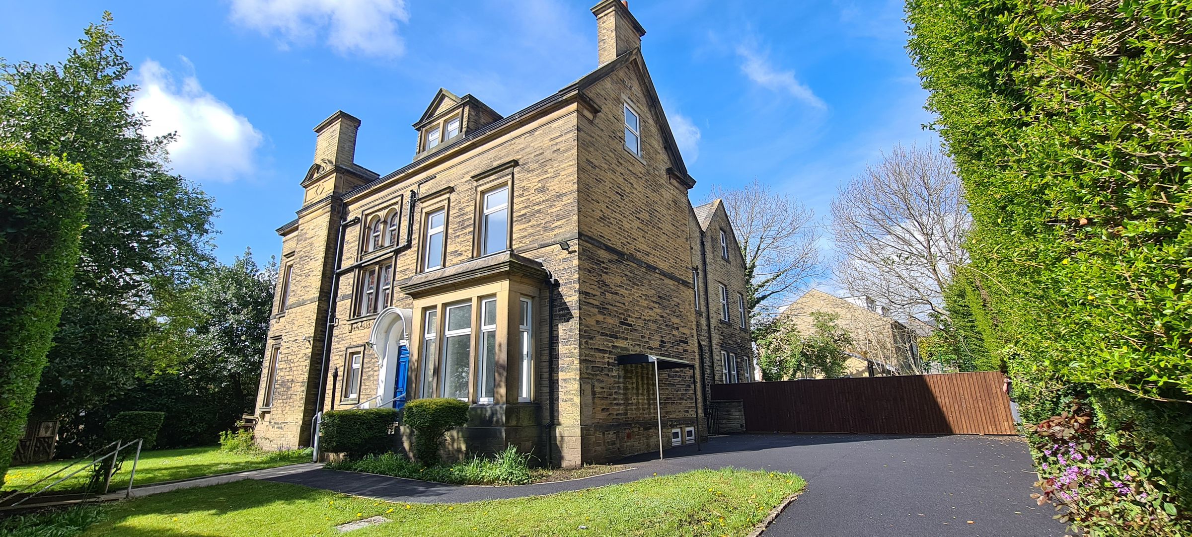 Wilmer Drive Bradford BD9  