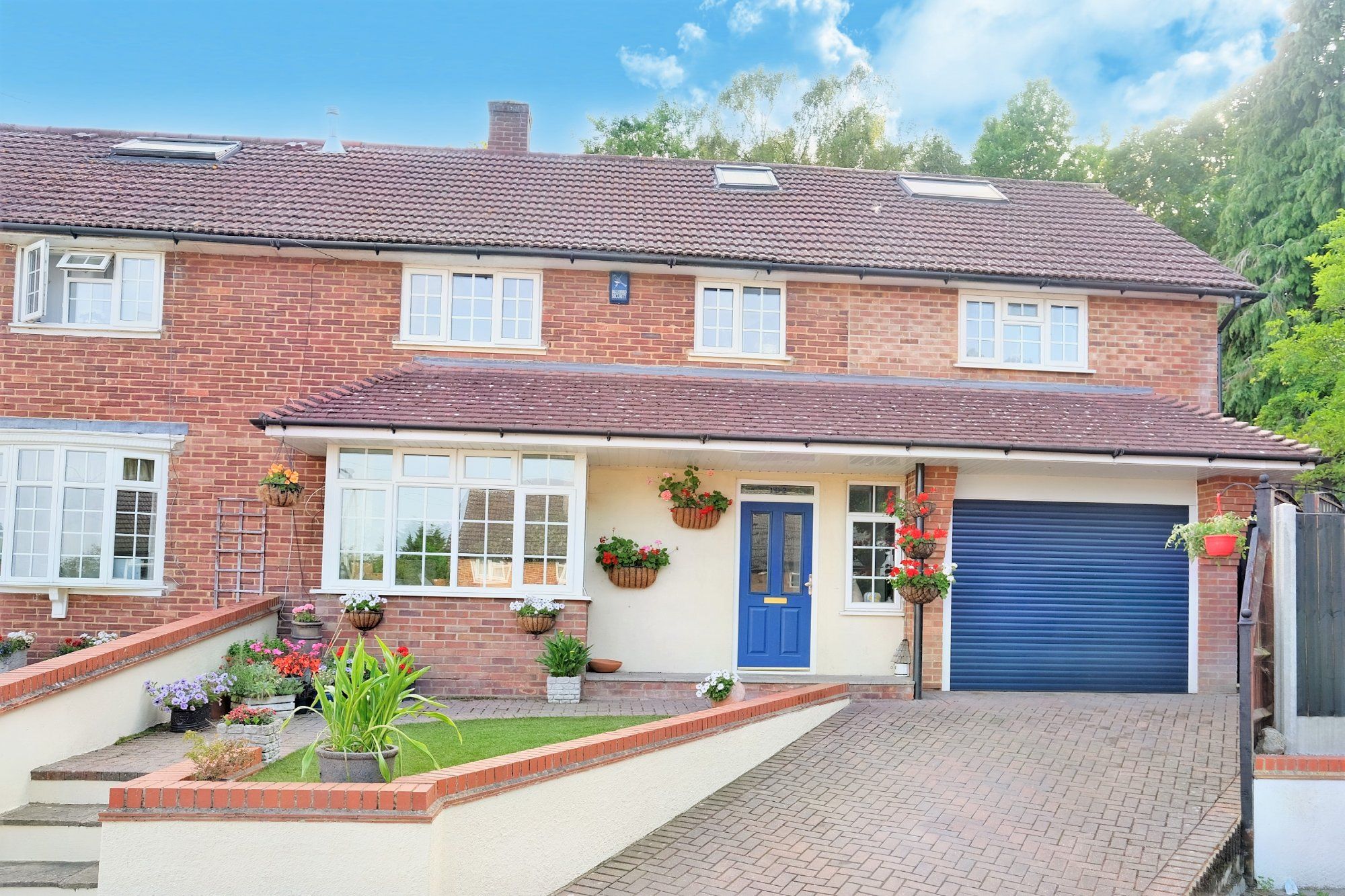 5 bed semidetached house for sale in Beddington Road, Orpington BR5
