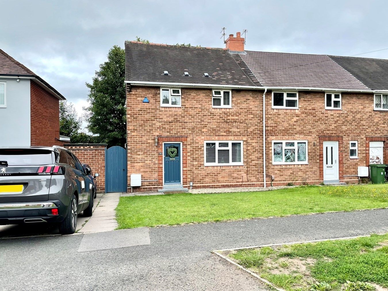 2 bed end terrace house for sale in Westcroft Avenue, Underhill