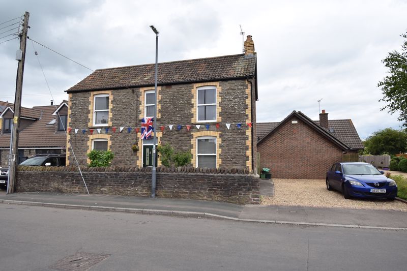 3 bed detached house for sale in Watleys End Road, Winterbourne