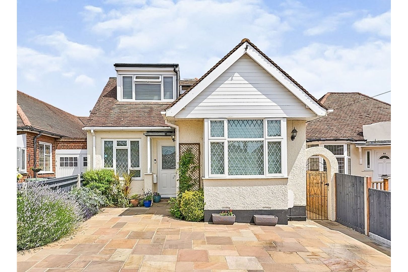 4 bed detached house for sale in Meadow Walk, Epsom KT19 Zoopla