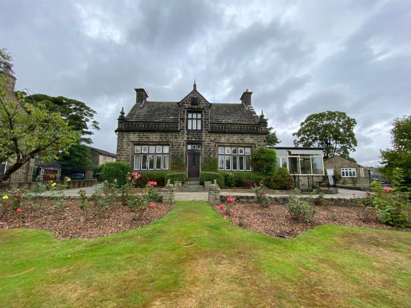 3 bed detached house to rent in Eldwick Grange, Sheriff Lane, Bingley