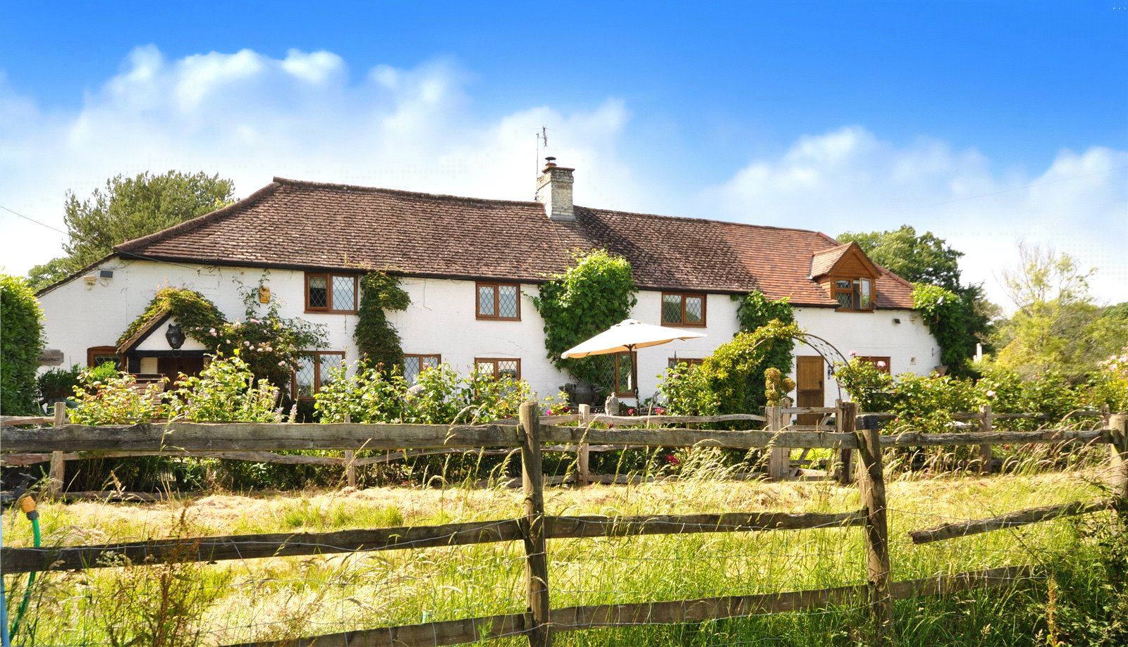 4 bed detached house for sale in Outwood, Surrey RH1 Zoopla