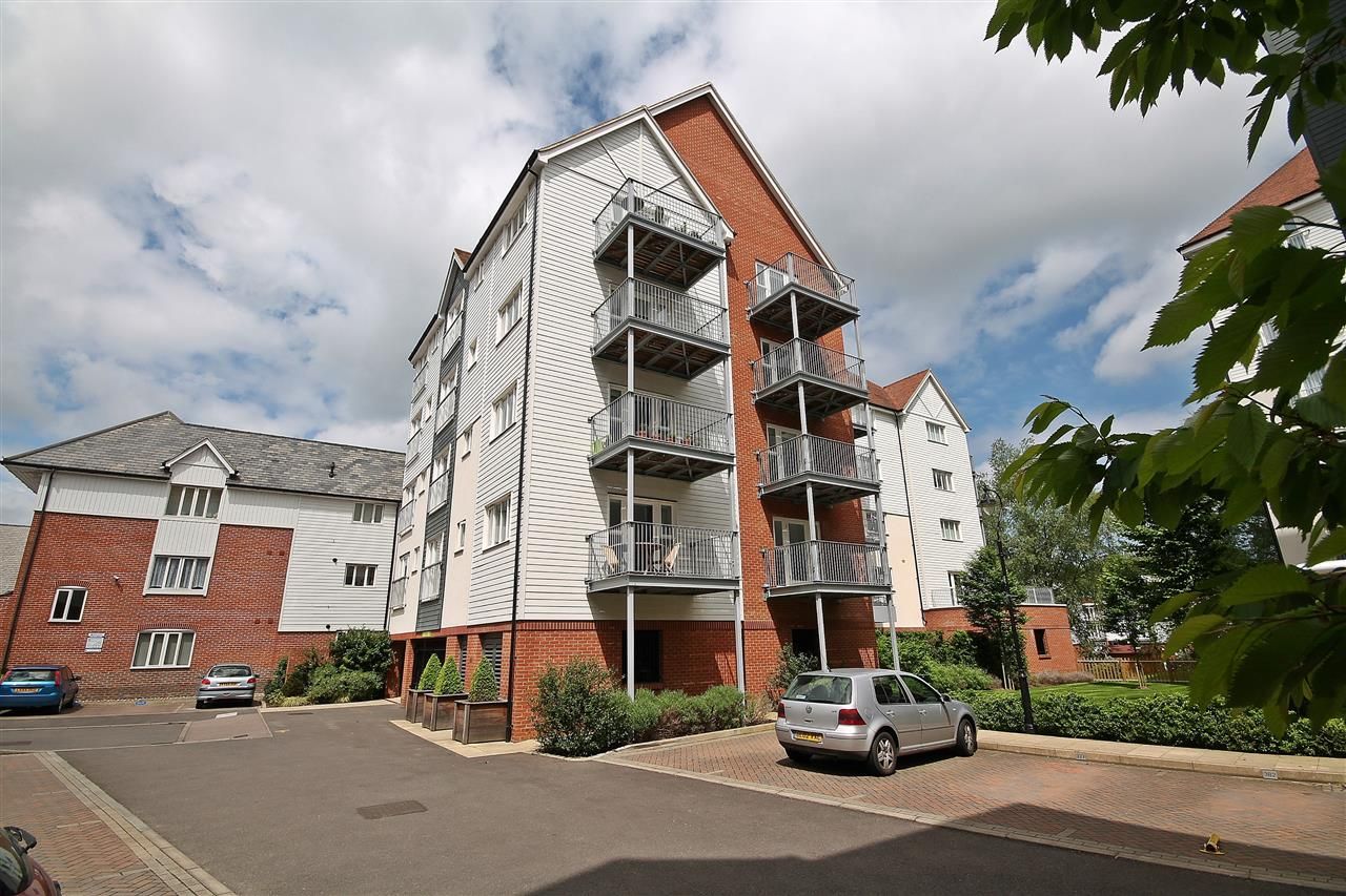 2 bed flat to rent in Westwood Drive, Canterbury CT2 Zoopla