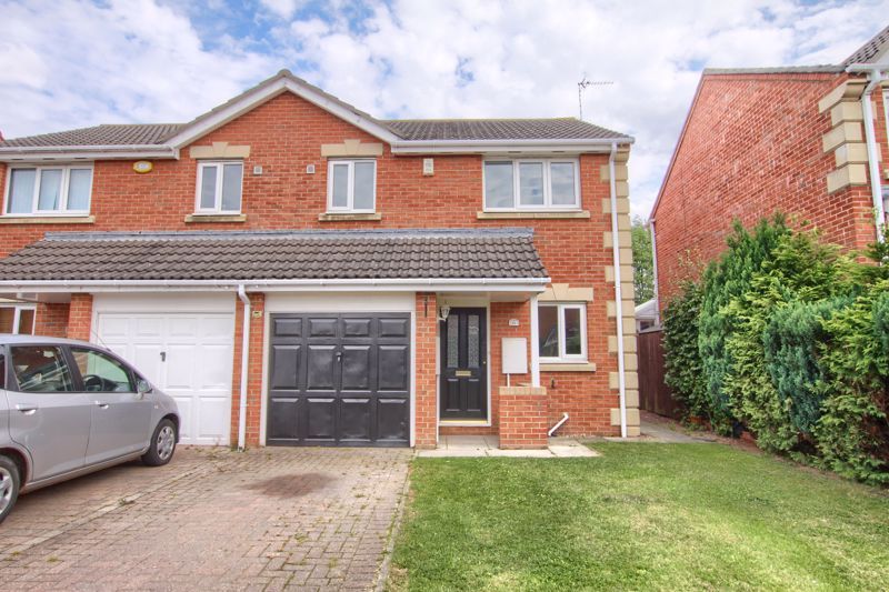 3 bed semidetached house for sale in Cradoc Grove, Ingleby Barwick