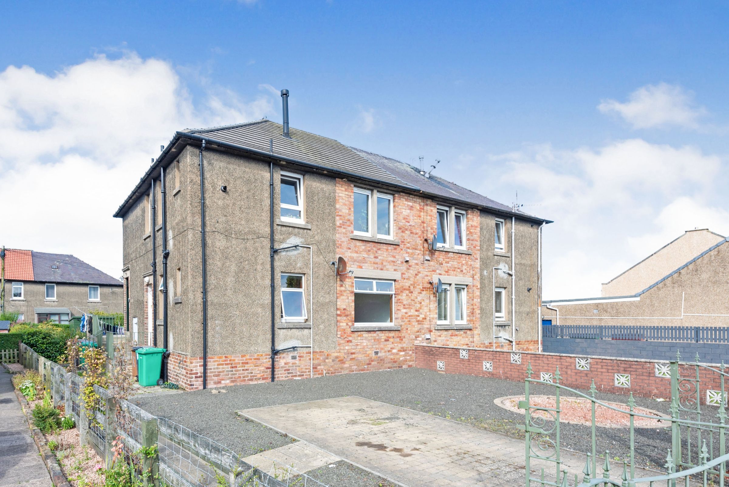 2 bed flat for sale in Keltyhill Road, Kelty KY4 Zoopla
